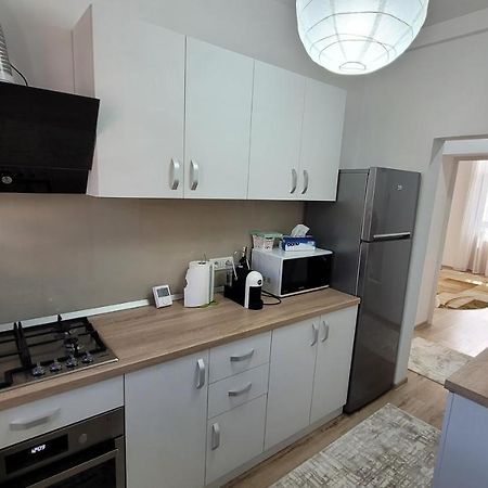 Andy Apartament Петрошань Екстер'єр фото